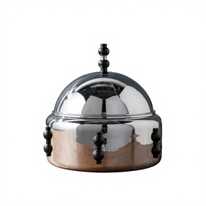 Casserole ronde en acier inoxydable avec couvercle en dôme et boutons noirs, design minimaliste, alimentation isolée - Product Image 6