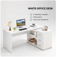 Bureau d'ordinateur moderne en forme de L blanc avec tiroirs de rangement et étagères ouvertes, poste de travail d'angle pour bureau à domicile ou étude