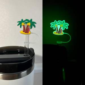 Cubierta Luminosa Personalizada para Pajitas de Vasos Stanley de 30 y 40 oz, Brilla en la Oscuridad, Lindos Protectores de Silicona para Pajitas - Product Image 3