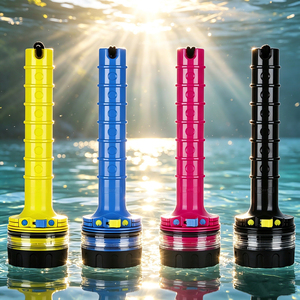 Linterna LED para Buceo, Sumergible hasta 60M, Antorcha Subacuática de Resina ABS, Iluminación Duradera de 24 Horas - Product Image 4