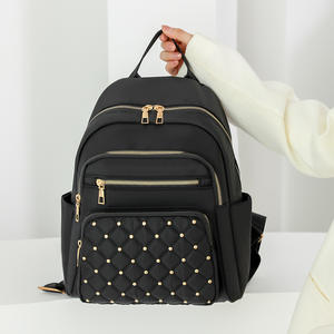 <span class=keywords><strong>Sac</strong></span> <span class=keywords><strong>à</strong></span> <span class=keywords><strong>dos</strong></span> unisexe de grande taille de style coréen pour femmes, en nylon durable, résistant <span class=keywords><strong>à</strong></span> l'eau, avec fermeture éclair, couture en diamant de couleur unie, rivets - Product Image 2