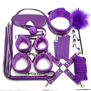 Combinazione di giocattoli del sesso flirtare 10 set coppie oggetti di scena di flirt mani e piedi rilegati manette e spina della bocca - Product Image 3