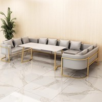 Collections 2024 : Ensemble de canapés Chesterfield contemporains pour appartements, chambres et salons d'hôtel