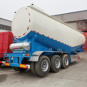 Semirremolque de Acero para Transporte de Cemento a Granel, Neumático, con Capacidad de 45cbm - Product Image 2