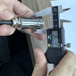 Lumière sous-<span class=keywords><strong>marine</strong></span> étanche IP68 en acier inoxydable 12V-24V RGB LED pour fontaine, bassin, jardin, terrasse et projets extérieurs - Product Image 4