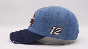 Casquette de baseball en denim délavé vintage avec broderie 3D et effet usé rétro - Product Image 3
