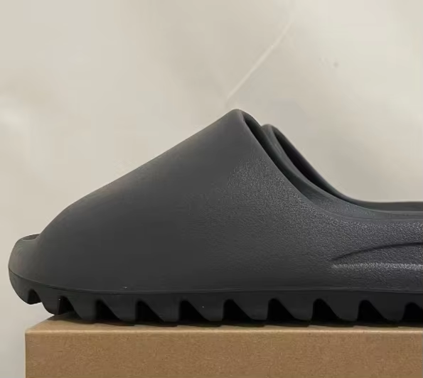 yeezy slides with fur