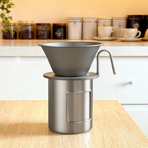 Filtre à café portable en titane pur pour l'extérieur, grande tasse en métal pour 1 à 4 personnes, idéal pour la maison et le camping - Product Image 4