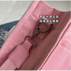 Sacs à main rétro européens et américains pour femmes, grande capacité, sac en toile bandoulière, populaire pour les artistes - Product Image 2