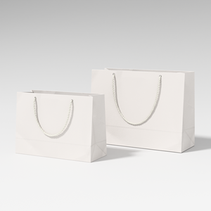 Sac cadeau en papier de luxe avec logo personnalisé imprimé, avec poignée en corde de coton, emballage artisanal recyclable pour vêtements et vêtements unisexes - Product Image 2