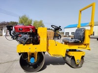 Compacteur à rouleaux vibrants à double tambour de 2,8 tonnes FVR-850 avec moteur et pompe pour la construction routière