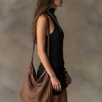 Nouvelle Robe Courte Gothique Noire Sans Manches Slim Fit Col Montant Taille Haute Style Européen et Américain pour Femme Été 2026
