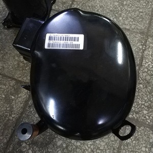 คอมเพรสเซอร์แบบสกรอลล์ Bristol รุ่น H2EB283ABC B OC 02 สำหรับเปลี่ยนซ่อม พร้อมระบบป้องกันความร้อน - Product Image 3