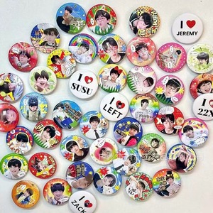 Badges en tôle personnalisés, badges à épingler pour cadeaux de fête, vente en gros, petites quantités disponibles - Product Image 2