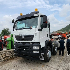 Nouveau Camion Tracteur Sinotruk HOWO TX6x4 à Longue Durée de Vie, Conduite à Droite, pour Logistique Minière et Routière en Zambie et au <span class=keywords><strong>Mozambique</strong></span> - Product Image 6