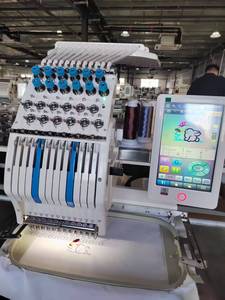 Máquina de Bordar Comercial de 12 Agujas a Precio de Fábrica, Máquina de Bordar de Fácil Manejo de 1 Cabezal para la Industria de Prendas de Vestir y Sombreros - Product Image 3