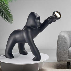 Statue de gorille <span class=keywords><strong>animal</strong></span> en Bronze avec spot lumineux, sculptures de chimpanzé en bronze pour la décoration intérieure - Product Image 6