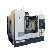 Centre d'usinage vertical CNC 3 axes VMC850 avec commande GSK FANUC SYNTEC, broche SYNTEC BT40, fraiseuse automatique