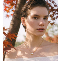 Collier JINYOU 8111 élégant en acier inoxydable plaqué or PVD, pendentif en forme de perle en zircone cubique