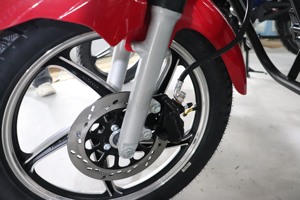 Motocyclettes électriques haute performance 3000W et scooters électriques puissants pour adultes avec batteries au lithium disponibles à la vente. - Product Image 5