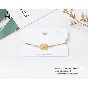 Bracciale in Acciaio Inossidabile con Targhetta Lettera M 12x14cm, Gioiello Raffinato - Product Image 1