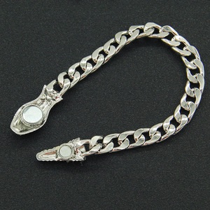 New Punk Style Niche Design Light Luxury Snake Shaped Bracelet Rhinestone Magnetic Buckle Alloy Unisex Bracelets Fashion Jewelry - Product Image 3