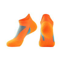 Chaussettes de sport athlétique avec logo personnalisé de haute qualité Chaussettes de course respirantes Chaussettes en coton pour hommes et femmes
