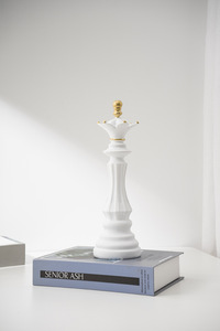 Decoración de resina King Queen Checc ornamento estantería de libros decoración <span class=keywords><strong>del</strong></span> hogar artesanía de resina - Product Image 6