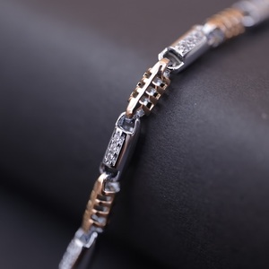 สร้อยคอแฟชั่นแบบโซ่ชุบโรเดียม SATVA SILVER เครื่องประดับเก๋ไก๋สำหรับทุกเพศ เหมาะสำหรับใส่ทุกวันและงานปาร์ตี้ - Product Image 3
