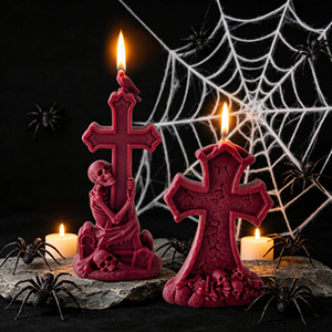 Vela perfumada con forma de cruz y calavera de Halloween, vela de cera con diseño de lápida sangrienta para decoración espeluznante del hogar - Product Image 1