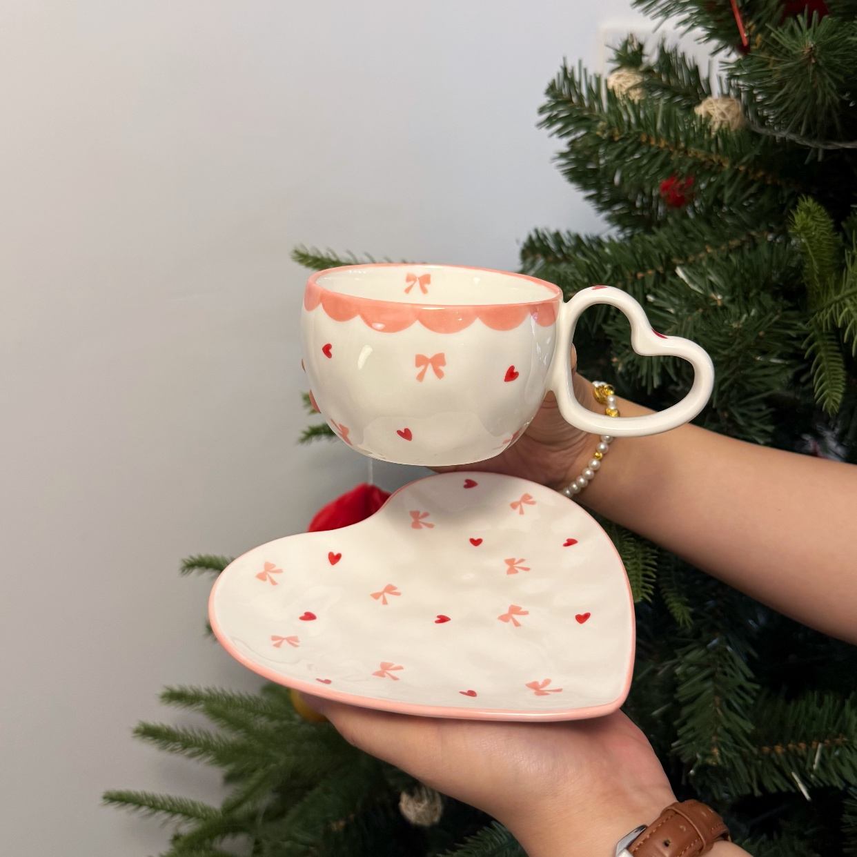 Pink edge bow heart cup 280ml heart dish