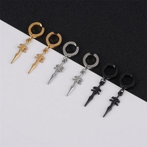 Pendientes de Aro Hipoalergénicos que No se Deslustran, con Colgante de Espada de Acero Inoxidable Estilo Hip Hop, Tipo Clip - Product Image 2