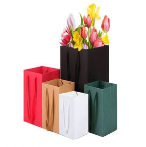 Bolsa de Regalo Cuadrada Alta Clásica de Alta Calidad con Cinta, Bolsa de Cartón Kraft Marrón para Empaque de Ramos - Product Image 1