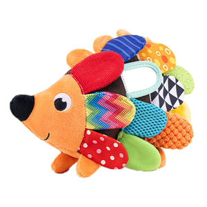 Jouet en peluche éducatif pour bébé avec différents matériaux pour aider le bébé à sentir et à toucher - Product Image 3