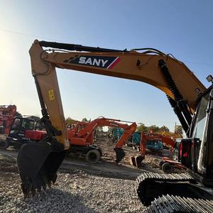 Excavatrices SANY SY215C d'occasion de haute qualité, état quasi neuf (90%), 21,5 tonnes, modèle 2018, capacité de godet de 1,2 m, machines en bon état de fonctionnement, en vente - Product Image 2
