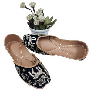 High Comfortable Ladies Genuine Leather Traditional Lace-up Sneakers Walking <b>Shoes</b> Elastic Band Embroidery Fashion Trend - Product Image 2