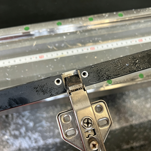 Machine à découper l'aluminium à double scie à 45 degrés pour la fabrication de cadres de fenêtres et de portes en aluminium, haute rigidité, 380V - Product Image 4