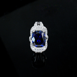 Anillo de Plata de Ley 925 con Zafiro Cultivado en Laboratorio - Product Image 2