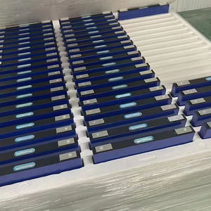 Hpower <span class=keywords><strong>3.7v</strong></span> 120ah פריזמטי ncm מחזור 5000 ליתיום lifepo4 <span class=keywords><strong>120</strong></span> תא לאחסון אנרגיה סולארית מנוע חשמלי - Product Image 4