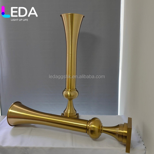 Jarrón de Metal de Lujo LEDA al por Mayor, en Dorado, Plateado, Blanco y Negro, con Forma de Florero, para Decoración de Centros de Mesa en Bodas, Elegante - Product Image 4