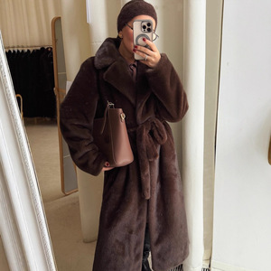 <span class=keywords><strong>Cappotto</strong></span> Lungo da <span class=keywords><strong>Donna</strong></span> Sottile con Cintura, Imbottito e Caldo, in Ecopelliccia, per Commercio Transfrontaliero - Product Image 3