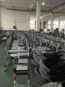 베스트 셀러 산업용 휴대용 접이식 알루미늄 작업 플랫폼 200KG 하중 용량 미끄럼 방지 표면 수동 잠금 인증 - Product Image 5