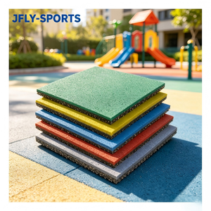 Alfombra de caucho resistente a los rayos UV y al desgaste, con sistema de interbloqueo, para uso en exteriores, ideal para parques infantiles y áreas de juego comunitarias. - Product Image 1