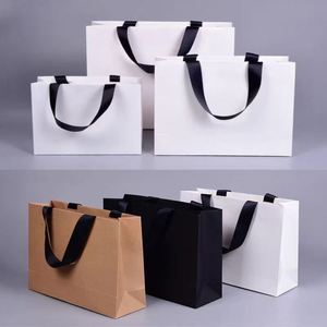 Sacs en papier mat de luxe personnalisés avec logo, pelliculage, impression sérigraphique, pour le commerce de détail, bijoux, boutiques, vêtements, chaussures, emballage alimentaire, fourrures - Product Image 6