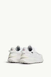 รองเท้าเดินป่าสำหรับผู้หญิง รุ่น VILUNENES C-4 แบบถัก ผูกเชือก ปิดนิ้วเท้า พื้นรองเท้ากลางทำจาก EVA พื้นรองเท้าด้านนอกทำจากยาง เหมาะสำหรับทุกฤดู - Product Image 4