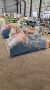 Equipo de Roscado de Tuberías para Pozos Petroleros Totalmente Automático para Uso en Campos Petroleros - Product Image 1