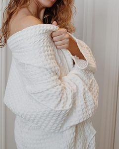Kimono Kimono di lusso in cotone 100% Unisex con collo a V maniche corte al ginocchio, veloce e traspirante, abbigliamento da tempo elegante - Product Image 1