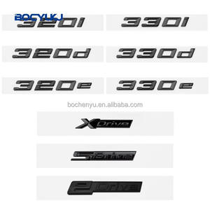 Emblema Adhesivo Negro Brillante 320i 320d <span class=keywords><strong>320e</strong></span> 325d 328d 330i 330d 330e 335d 340d para <span class=keywords><strong>BMW</strong></span> Serie 3 E90 E91 E92 F30 F31 F34 G20 <span class=keywords><strong>G21</strong></span> - Product Image 3
