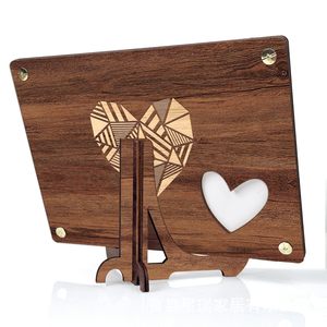 Set de Regalo con Clip para Billetes en Forma de Corazón de Madera, Adorno de Escritorio Portátil para Cumpleaños, Boda, Tarjeta, Diseño Moderno y Simple, Material de Pino - Product Image 1