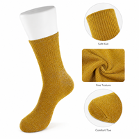 Chaussettes mi-mollet en tricot scintillant OEM ODM, personnalisables avec logo et couleur, pour fêtes costumées, événements festifs, mode féminine assortie
